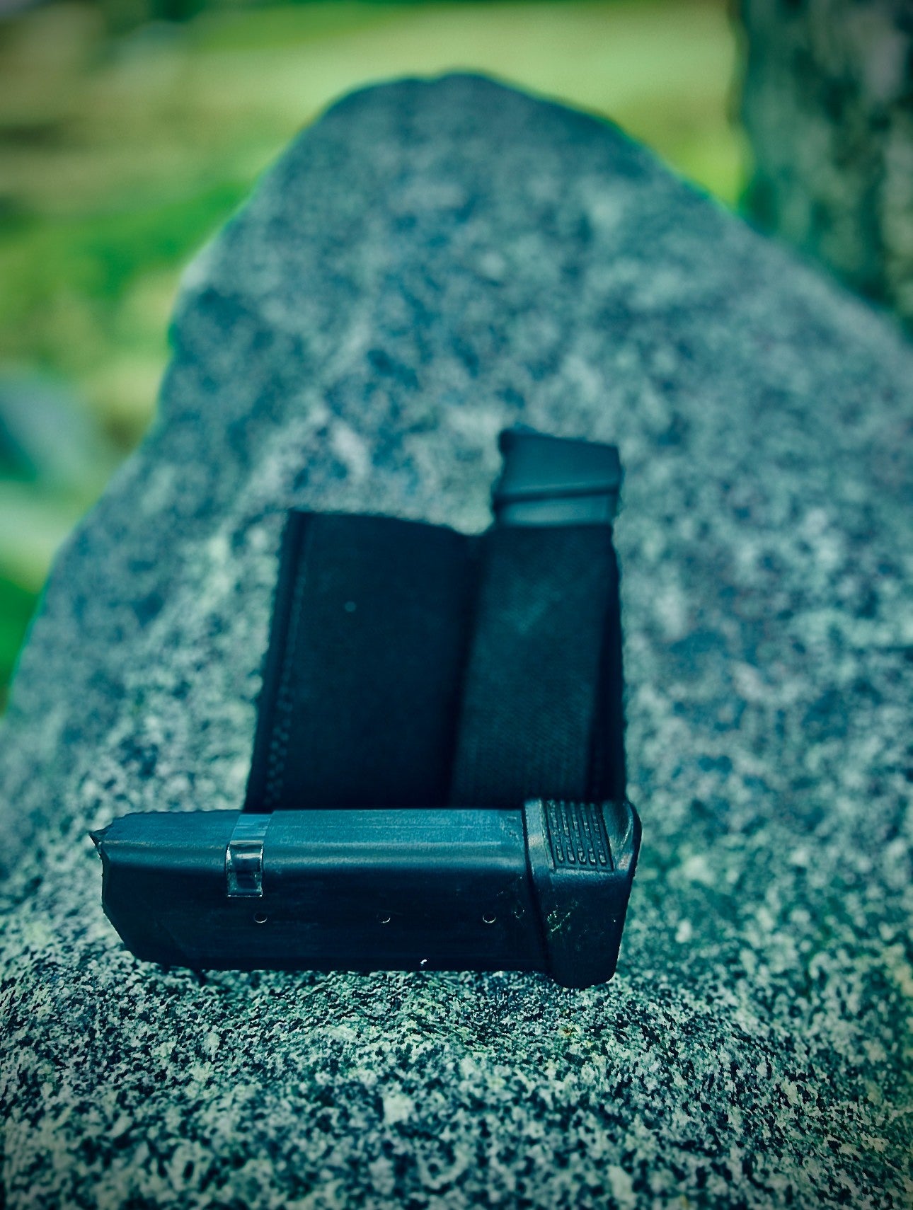 Lathra Double Pistol Magazine Pouch